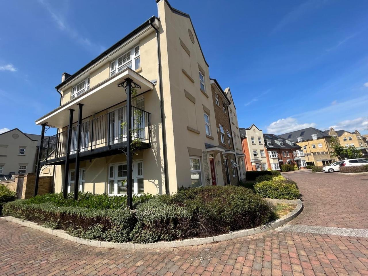Bromley Common- Double Bedroom With En-Suite With Private Lounge In Shared Town House Luaran gambar