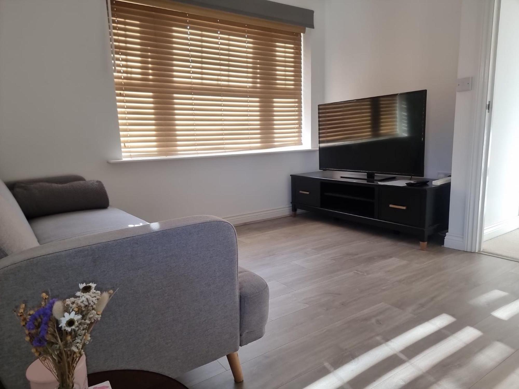 Bromley Common- Double Bedroom With En-Suite With Private Lounge In Shared Town House Luaran gambar