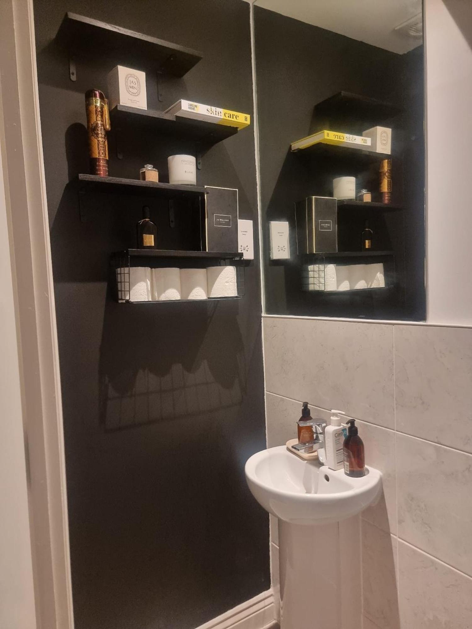 Bromley Common- Double Bedroom With En-Suite With Private Lounge In Shared Town House Luaran gambar